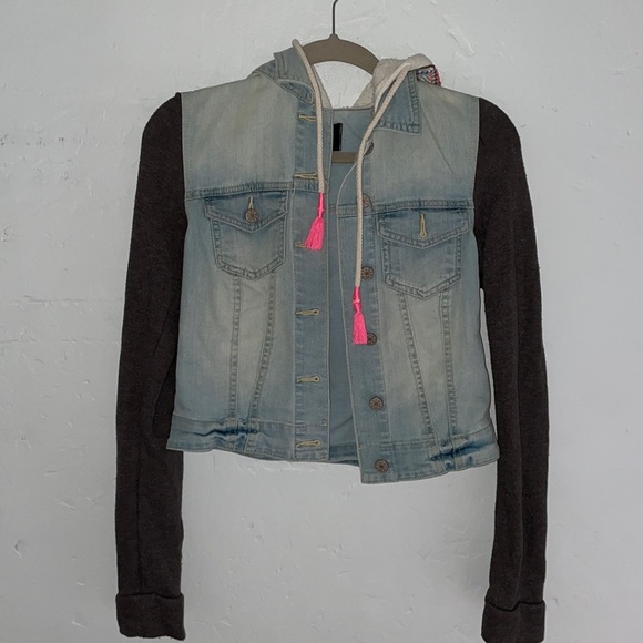 BDG Jean jacket - Picture 1 of 3
